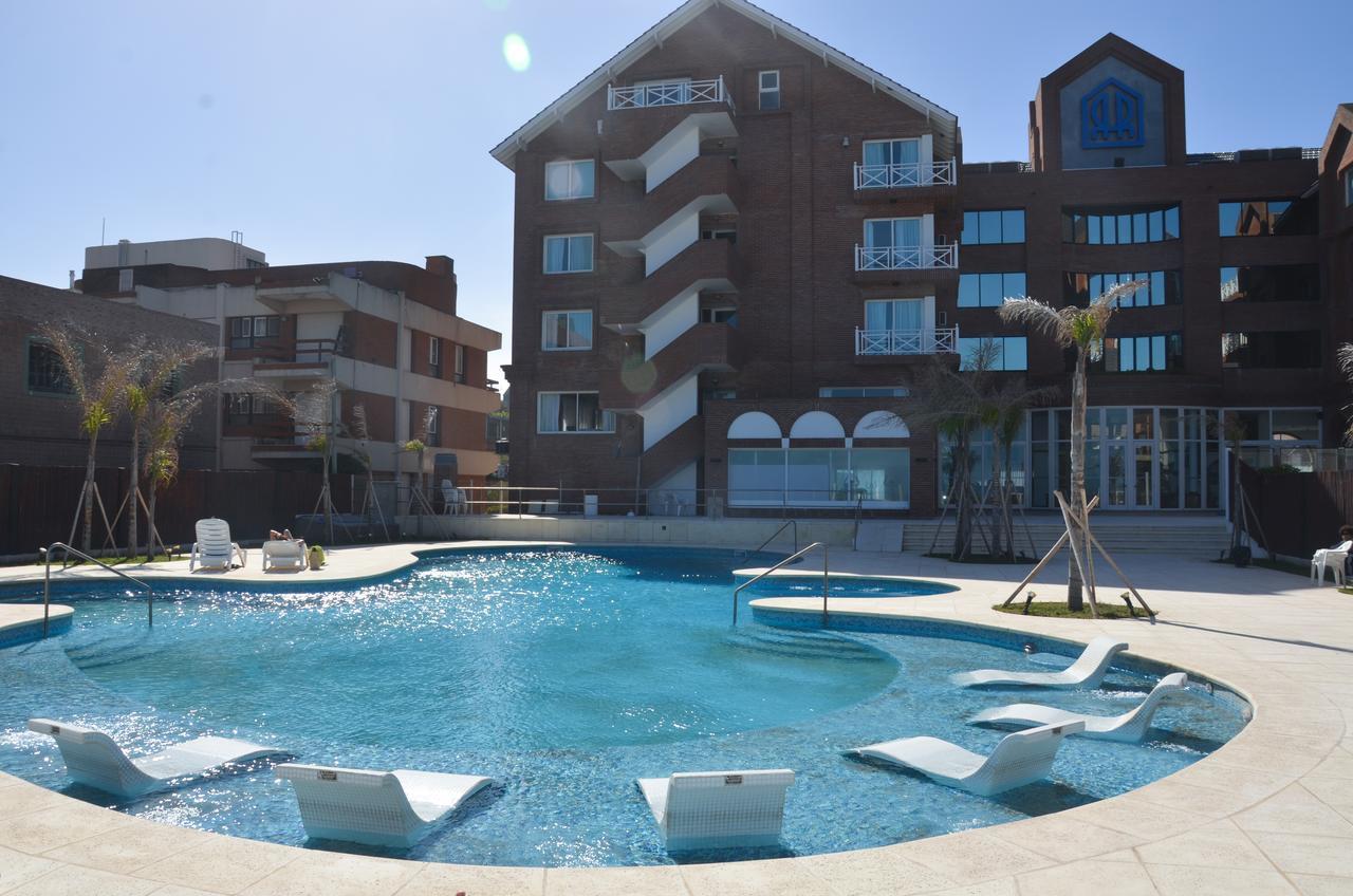 Hotel Reviens Pinamar Buitenkant foto